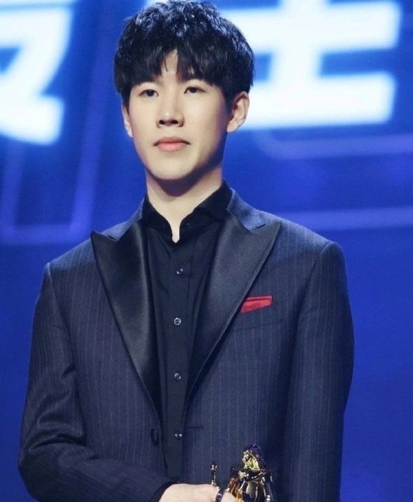 【战报】2021KPL春季赛常规赛第二轮W2D2，武汉eStarPro 3-1 TES